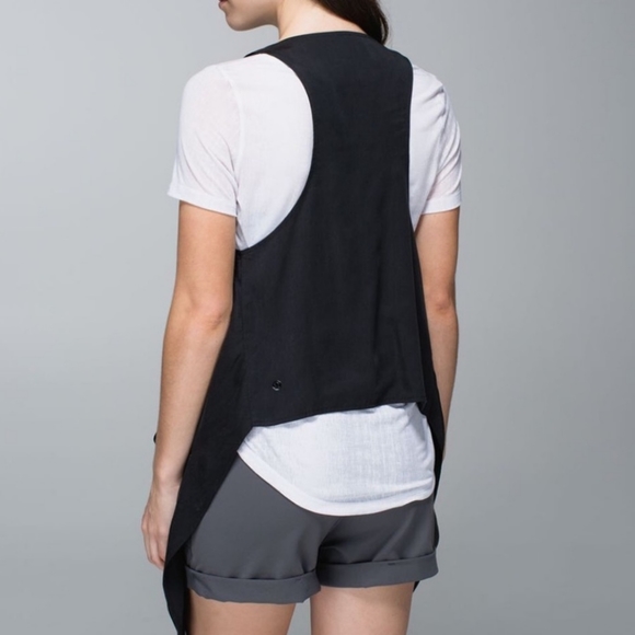 Lululemon Black Tranquility Sleeveless Wrap - Picture 3 of 7